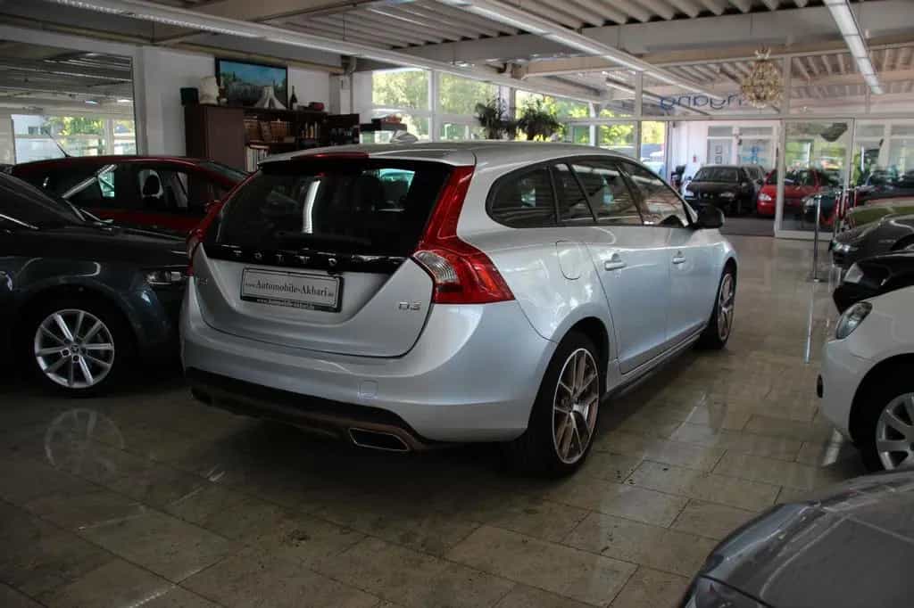 Volvo V60 Kombi Business Edition 03/2015-photo-6
