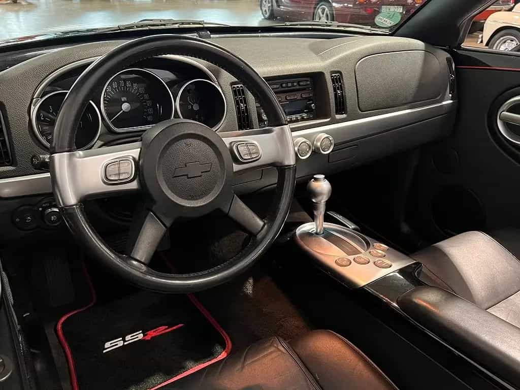 Chevrolet SSR Super Sport Roadster 02/2003-photo-3