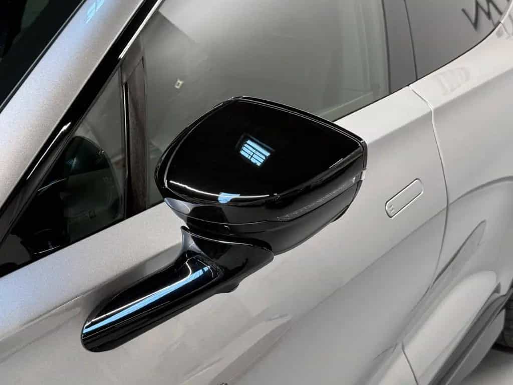Aston Martin DBX 707 NEW INFOTAINMENT | Aston Martin Brussels 07/2025-photo-10