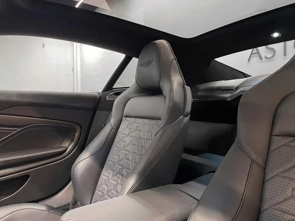 Aston Martin Vanquish Coupe | Aston Martin Brussels 03/2025-photo-18