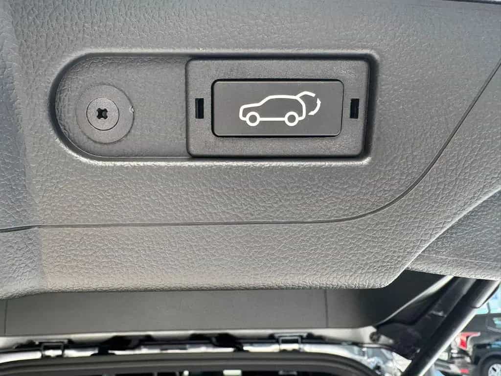 KGM Rexton 2.2 XDI 4WD LUX null-photo-23