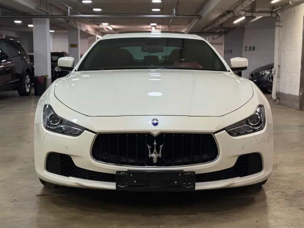 Maserati Ghibli Leder~Navi~Klima~Automatik~Schiebedach 11/2015-photo-2