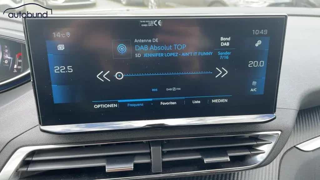 Peugeot 3008 II 1,2 PT Allure Alu KA LED Link NAV NBA PD 04/2022-photo-19