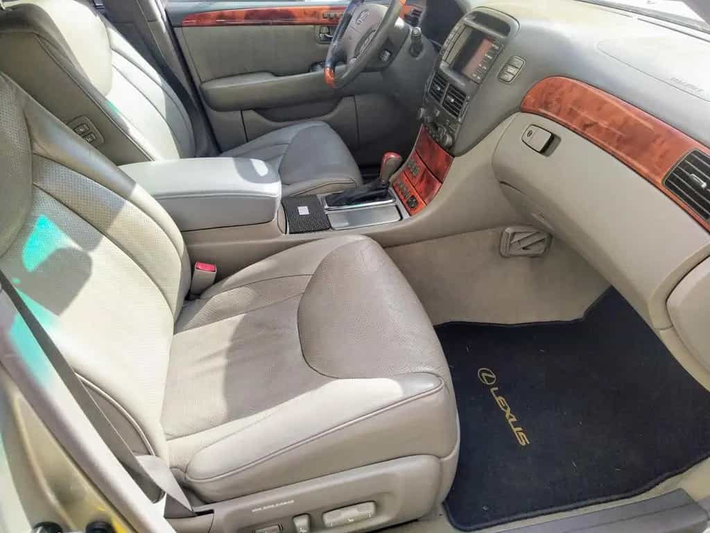 Lexus LS 430 V8 08/2002-photo-10