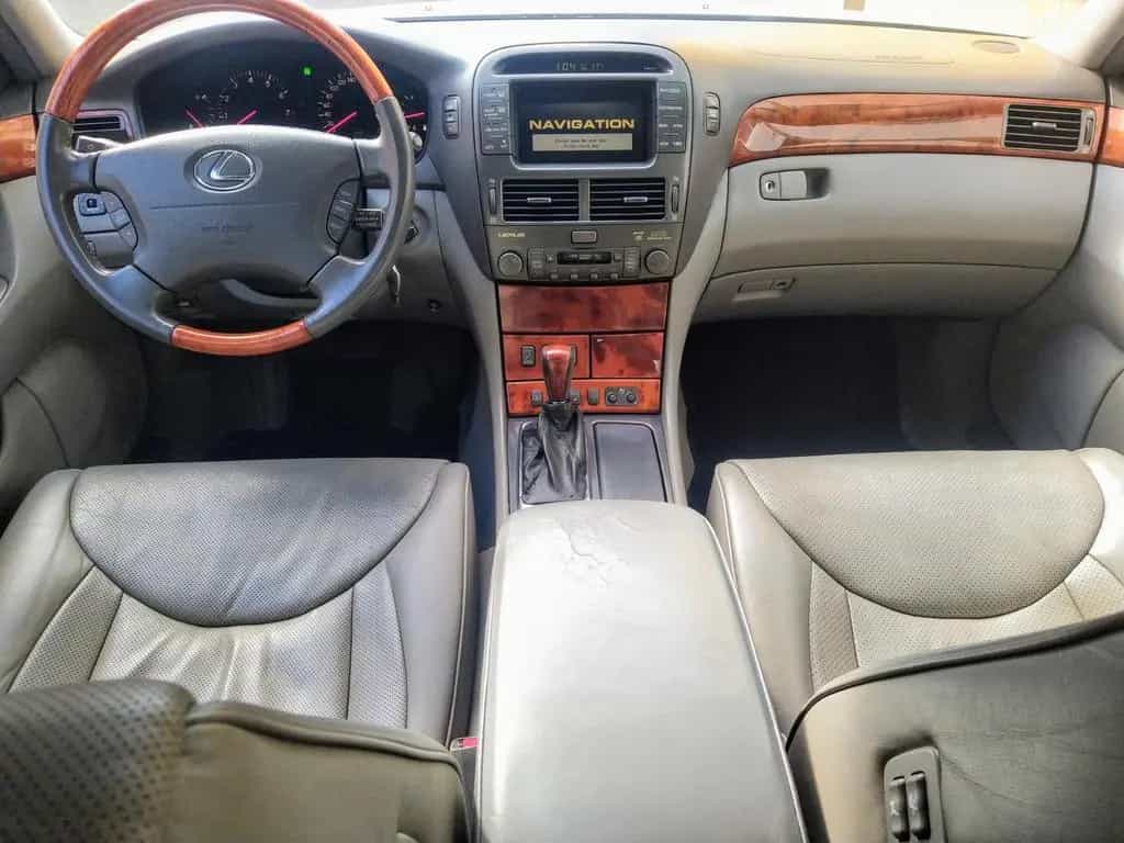 Lexus LS 430 V8 08/2002-photo-7