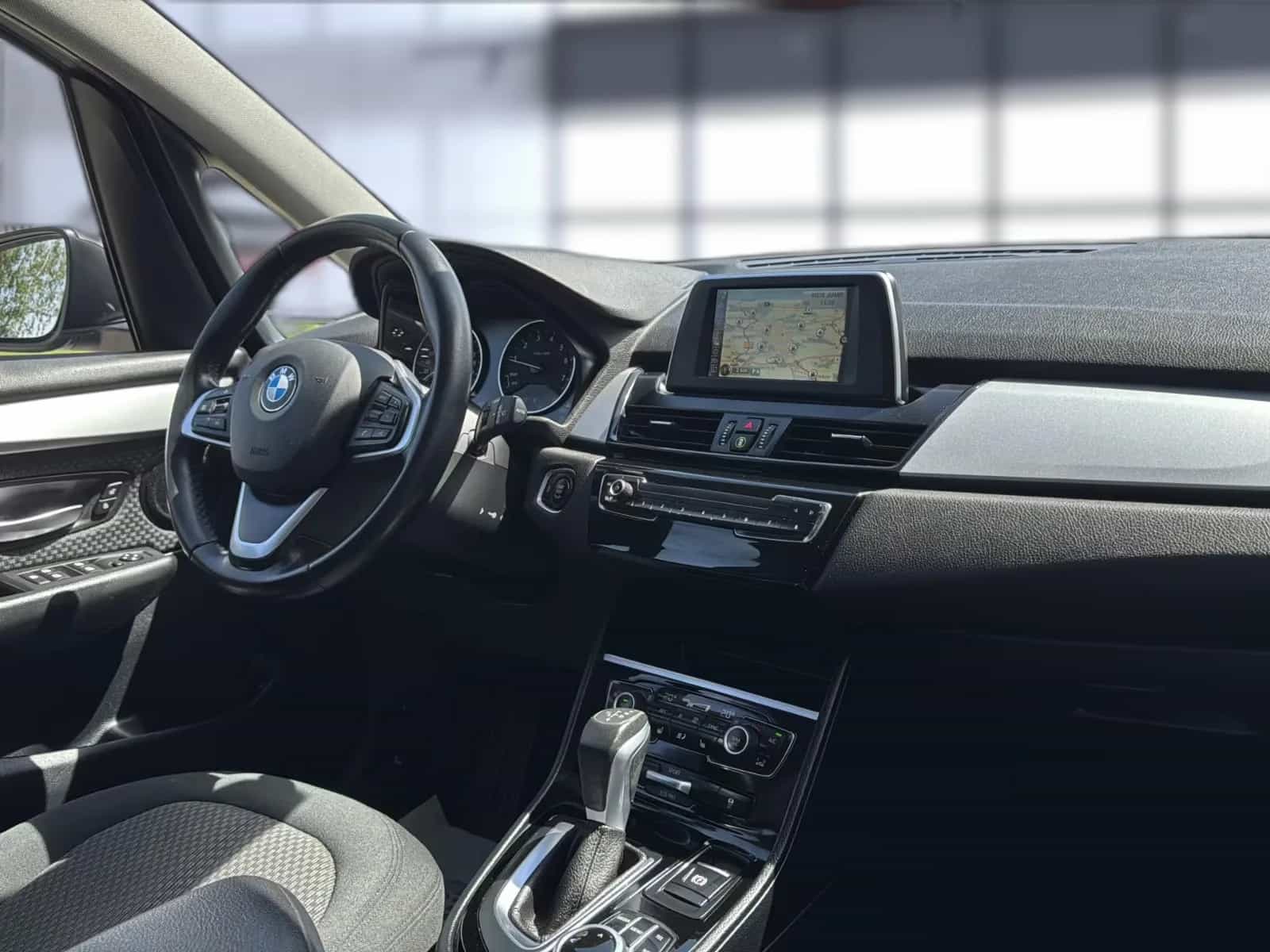 BMW 2 Series Gran Tourer 10/2016-photo-14