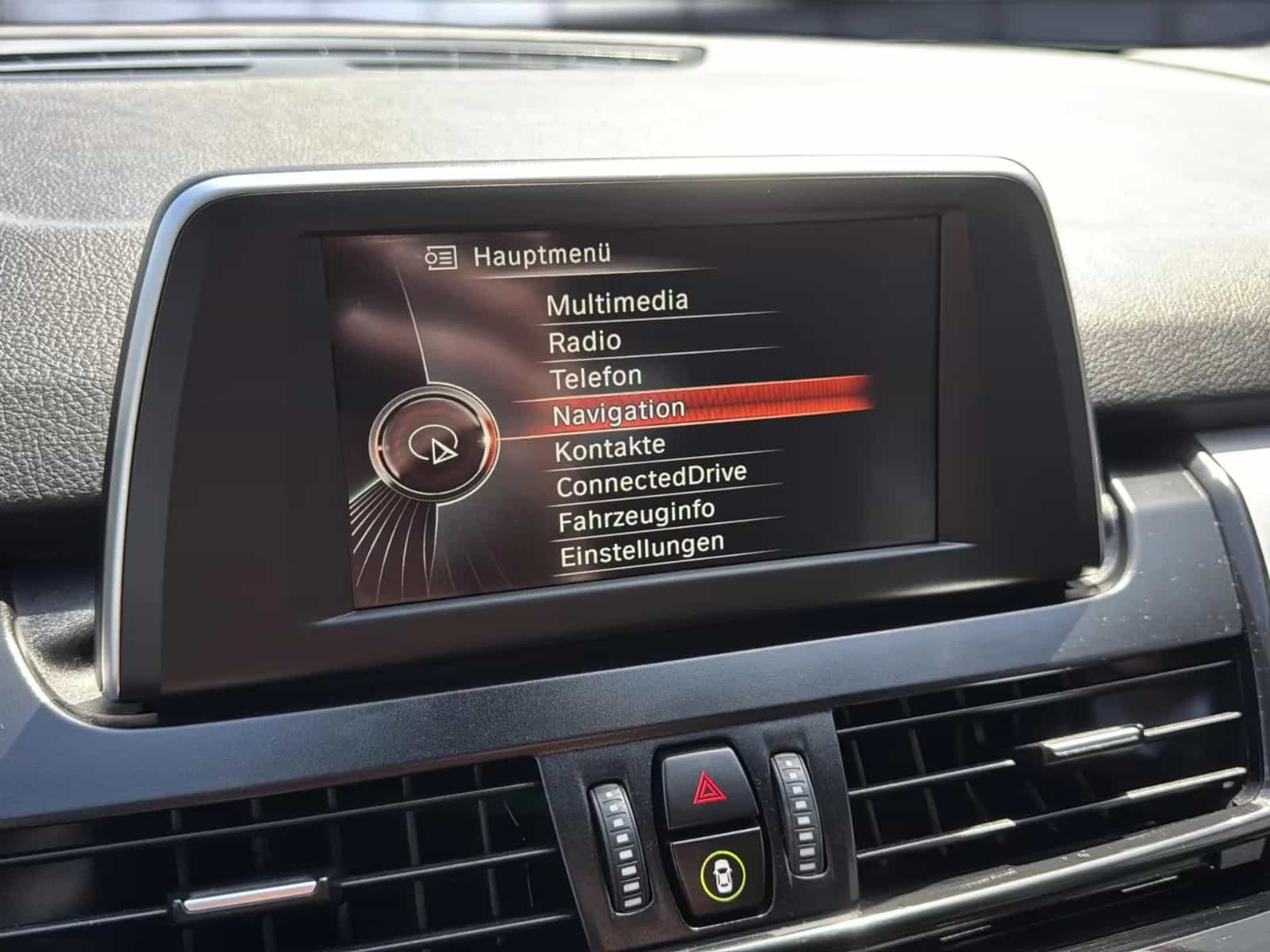 BMW 2 Series Gran Tourer 10/2016-photo-20