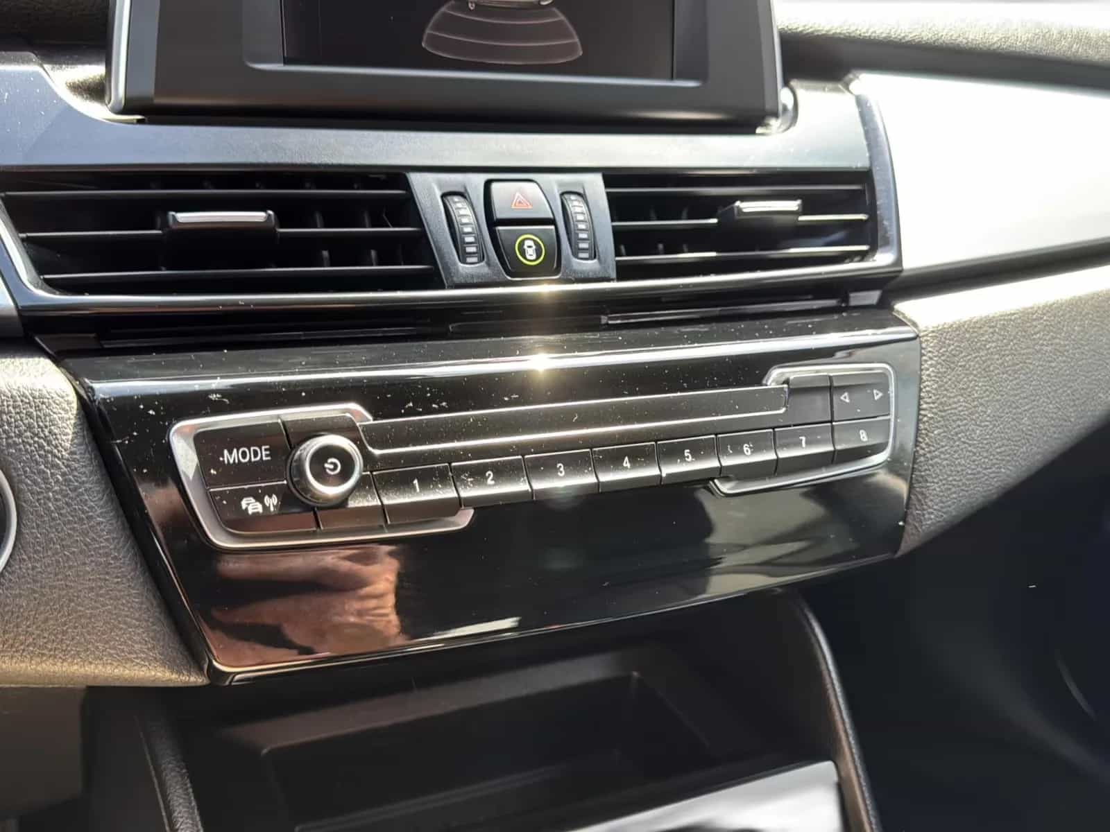 BMW 2 Series Gran Tourer 10/2016-photo-22