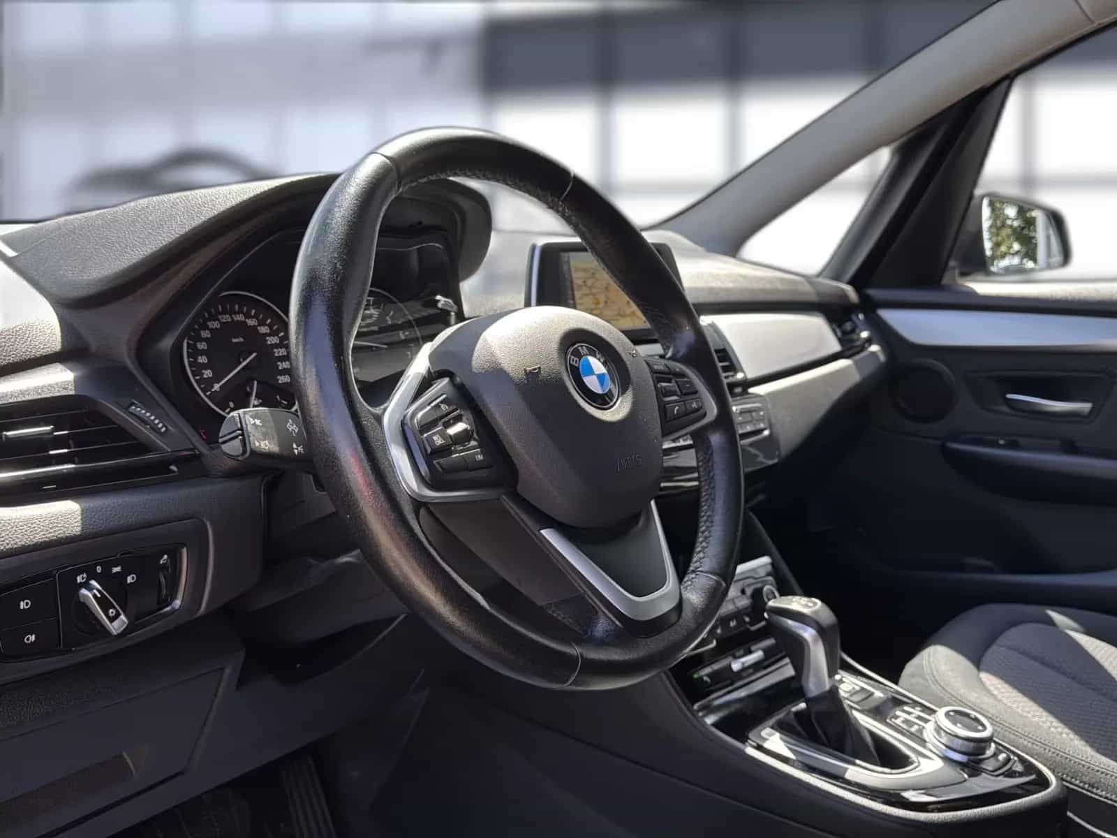 BMW 2 Series Gran Tourer 10/2016-photo-7