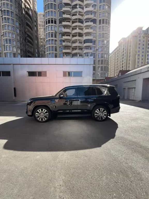 Lexus LX 600 +SIGNATURE+7Seats+NEW+EUversion+EUregistr null-photo-1