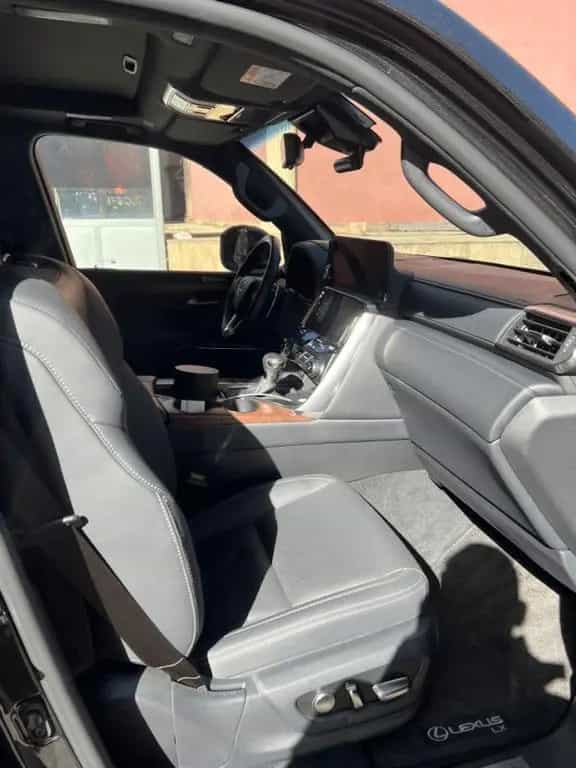Lexus LX 600 +SIGNATURE+7Seats+NEW+EUversion+EUregistr null-photo-11