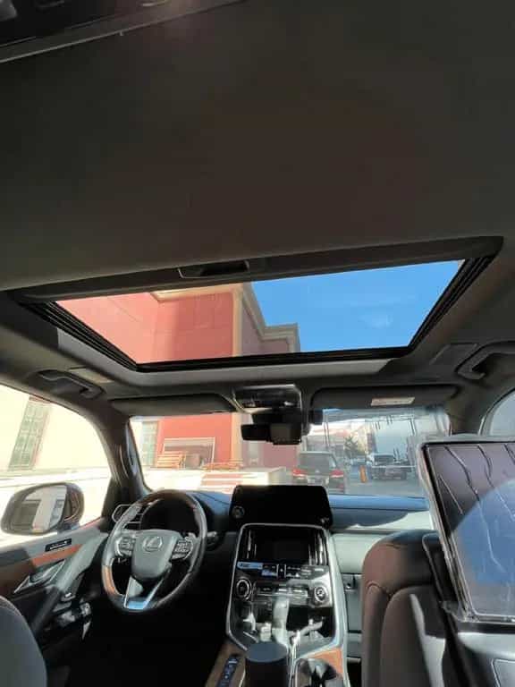 Lexus LX 600 +SIGNATURE+7Seats+NEW+EUversion+EUregistr null-photo-25