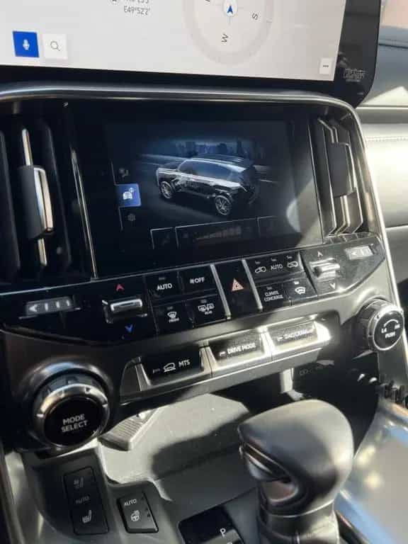 Lexus LX 600 +SIGNATURE+7Seats+NEW+EUversion+EUregistr null-photo-31