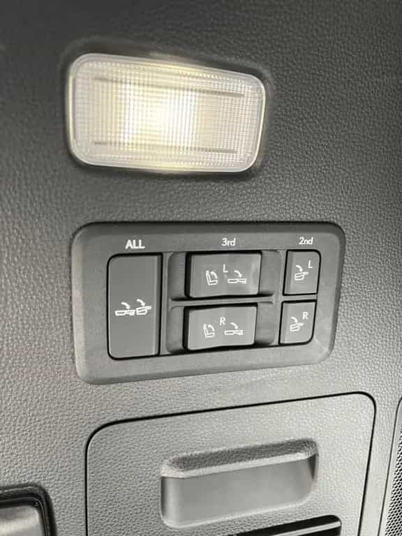 Lexus LX 600 +SIGNATURE+7Seats+NEW+EUversion+EUregistr null-photo-33