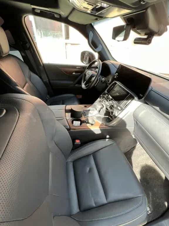Lexus LX 600 +SIGNATURE+7Seats+NEW+EUversion+EUregistr null-photo-36