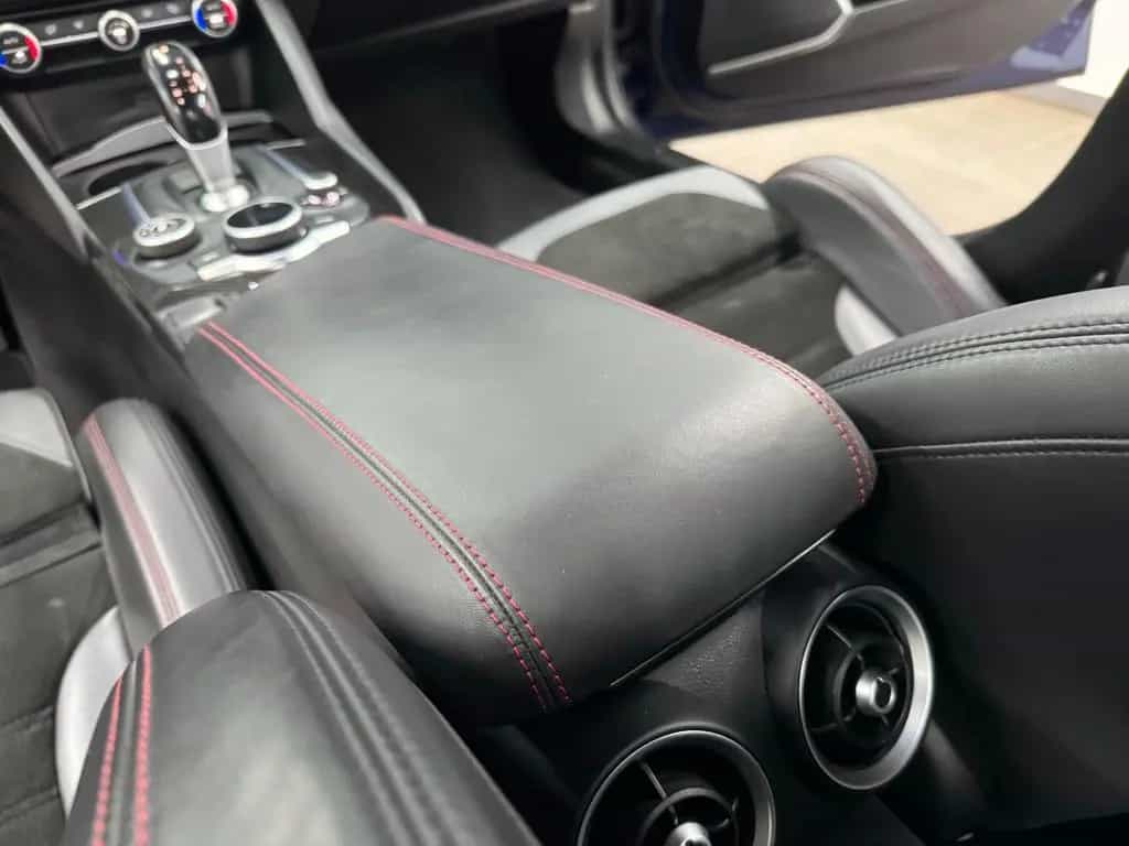 Alfa Romeo Giulia Quadrifoglio/Carbon/Blu Montecarlo/Navi/ 03/2017-photo-22