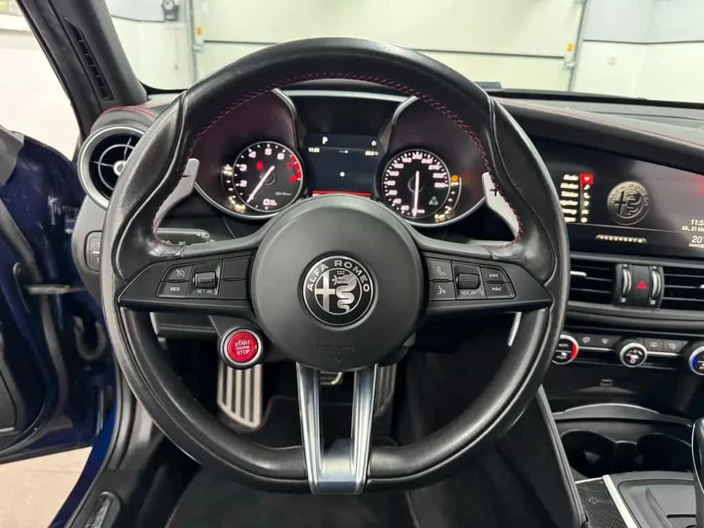 Alfa Romeo Giulia Quadrifoglio/Carbon/Blu Montecarlo/Navi/ 03/2017-photo-26