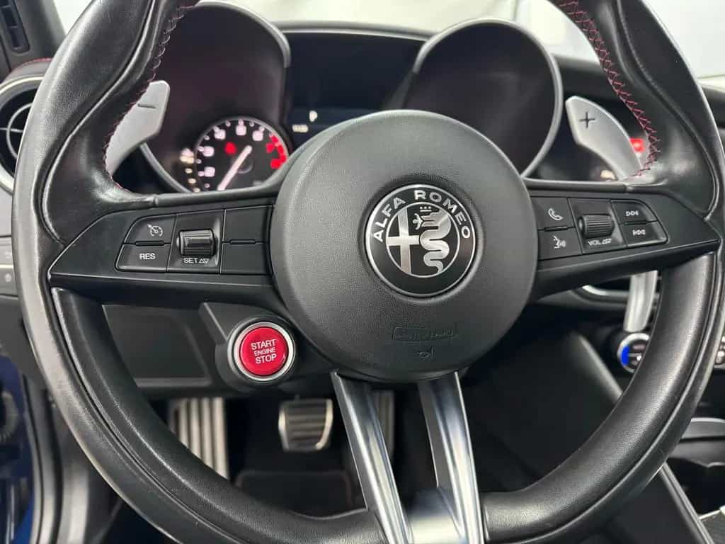 Alfa Romeo Giulia Quadrifoglio/Carbon/Blu Montecarlo/Navi/ 03/2017-photo-27