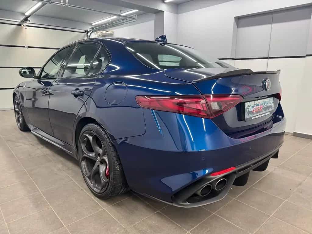 Alfa Romeo Giulia Quadrifoglio/Carbon/Blu Montecarlo/Navi/ 03/2017-photo-4