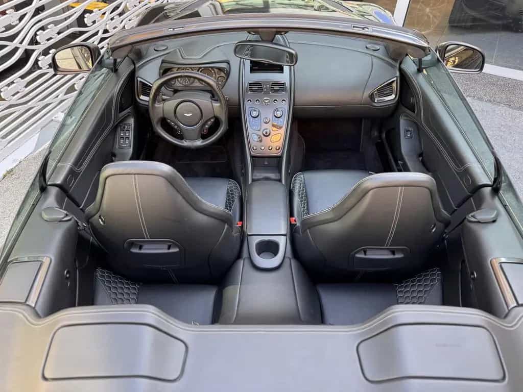 Aston Martin Vanquish 6.0 Volante Auto 03/2014-photo-17