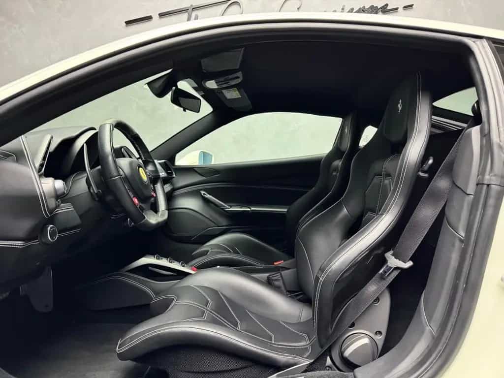 Ferrari 488 GTB CARBON RACING SEATS I NEW BIG SERVICE 04/2018-photo-2