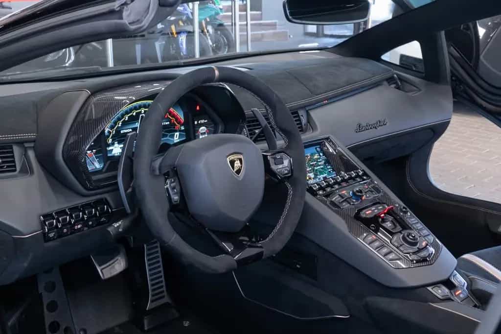 Lamborghini Aventador SVJ Roadster| FULL CARBON|1.HAND|MWST 10/2021-photo-10