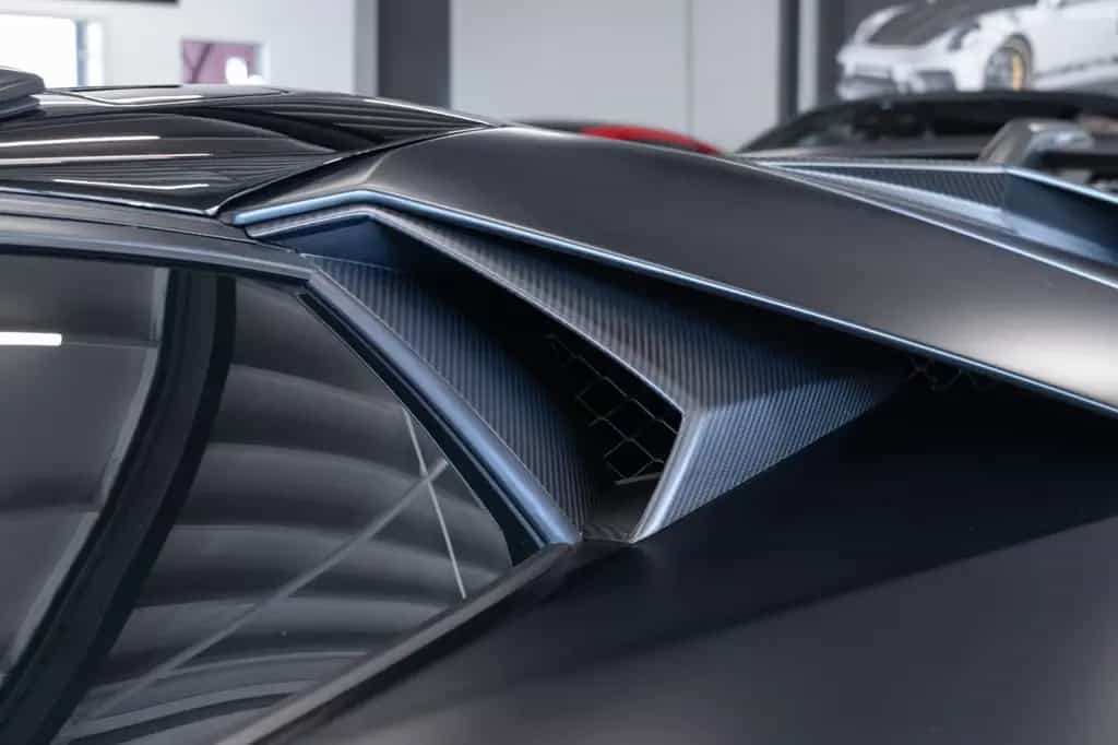Lamborghini Aventador SVJ Roadster| FULL CARBON|1.HAND|MWST 10/2021-photo-19