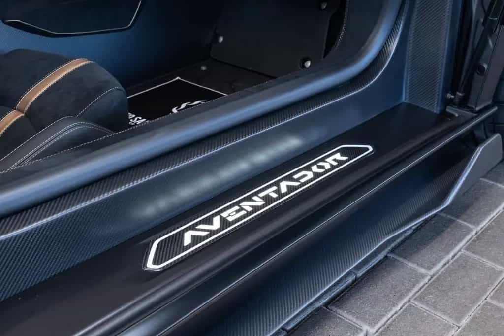 Lamborghini Aventador SVJ Roadster| FULL CARBON|1.HAND|MWST 10/2021-photo-20
