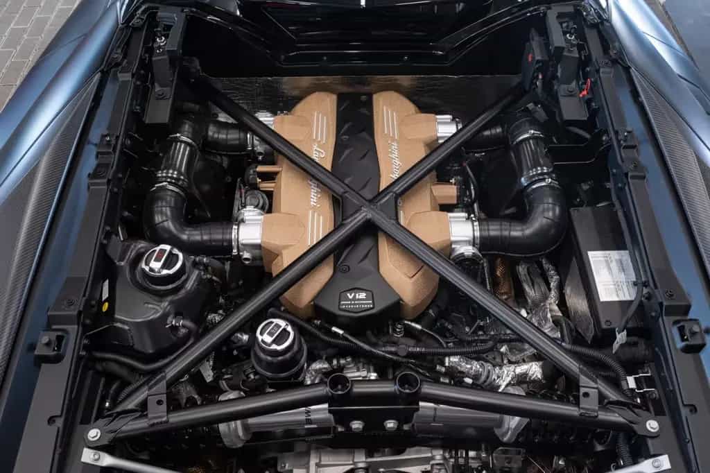 Lamborghini Aventador SVJ Roadster| FULL CARBON|1.HAND|MWST 10/2021-photo-7