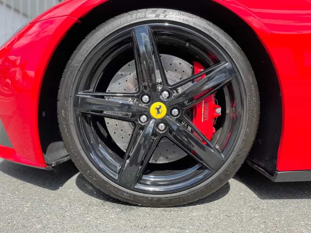 Ferrari F12 Berlinetta Novitec |Carbon|LED Lenkrad|Navi| 06/2013-photo-26