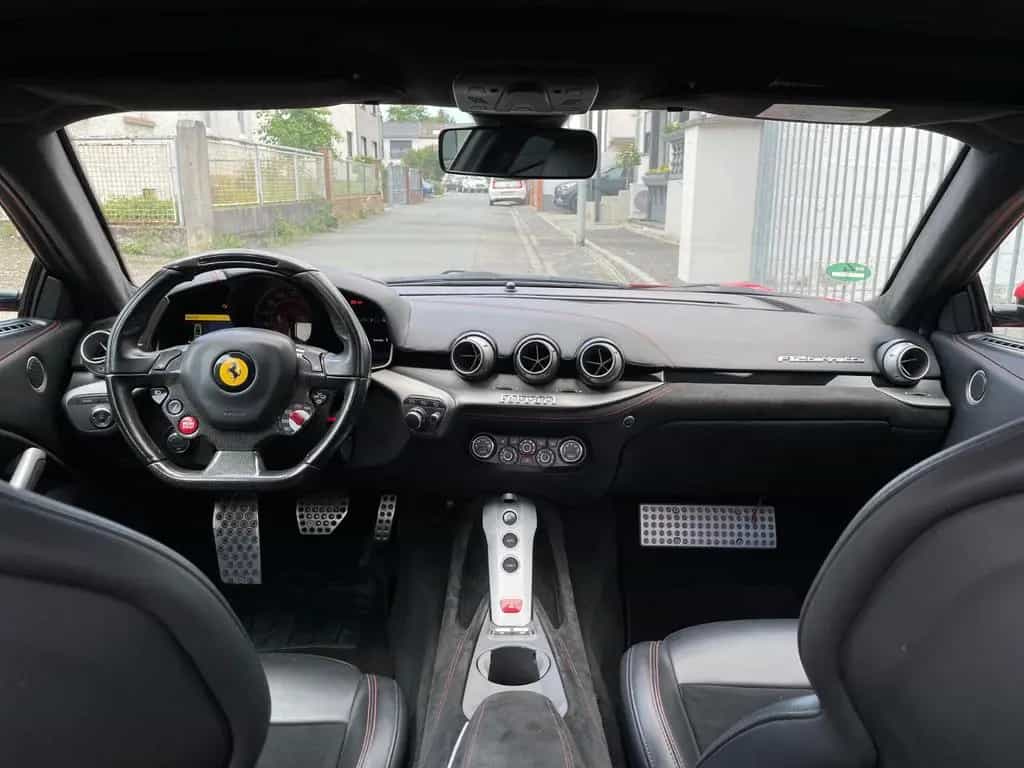Ferrari F12 Berlinetta Novitec |Carbon|LED Lenkrad|Navi| 06/2013-photo-8