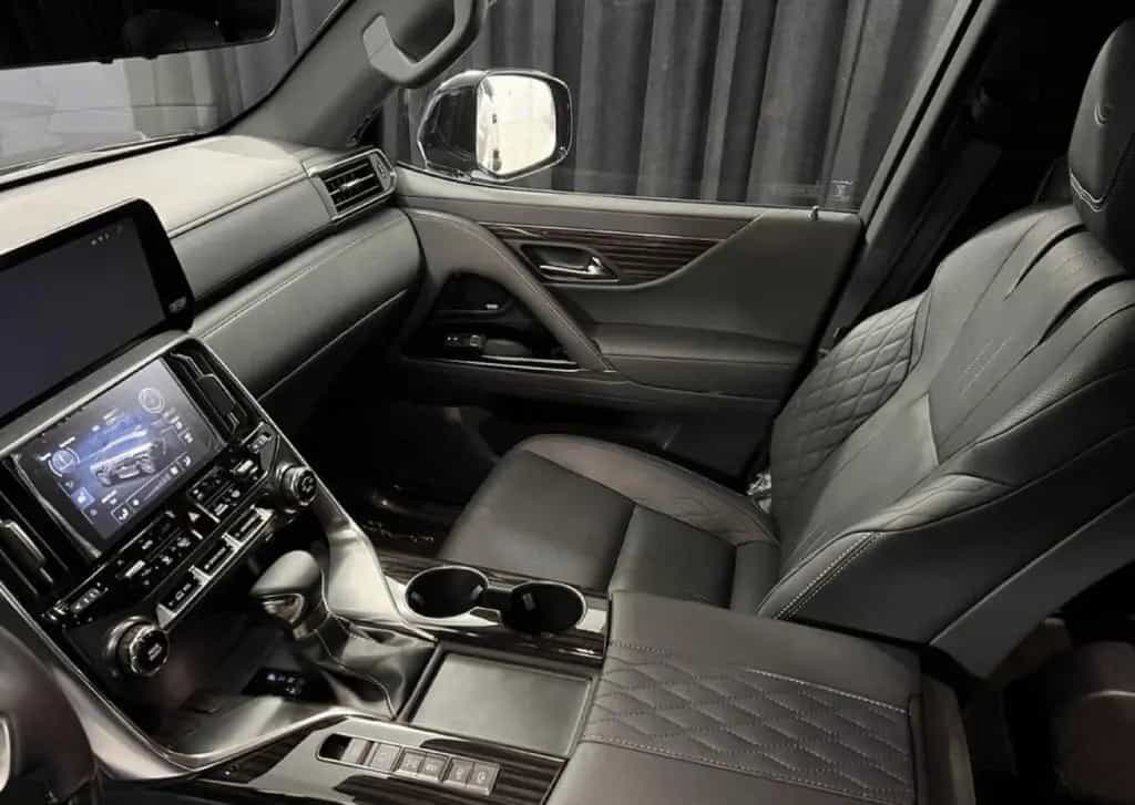 Lexus LX 600 VIP+4SEATS+V6P+410HP+NEW+2025 null-photo-4