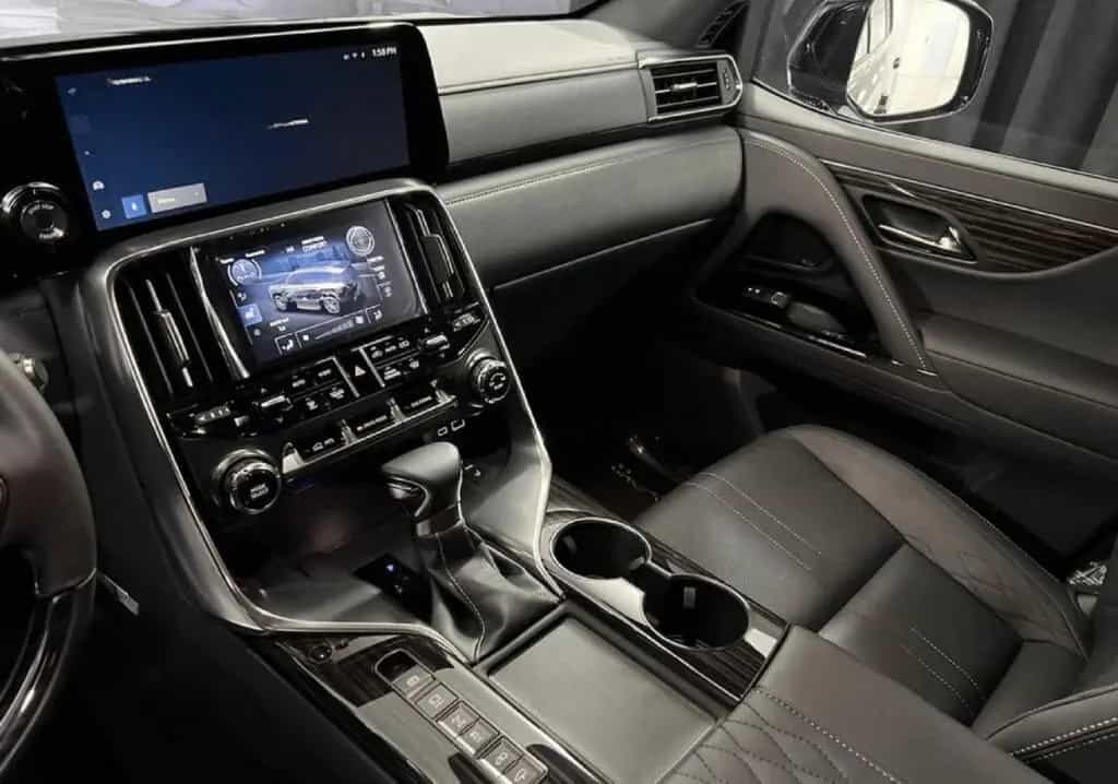 Lexus LX 600 VIP+4SEATS+V6P+410HP+NEW+2025 null-photo-5