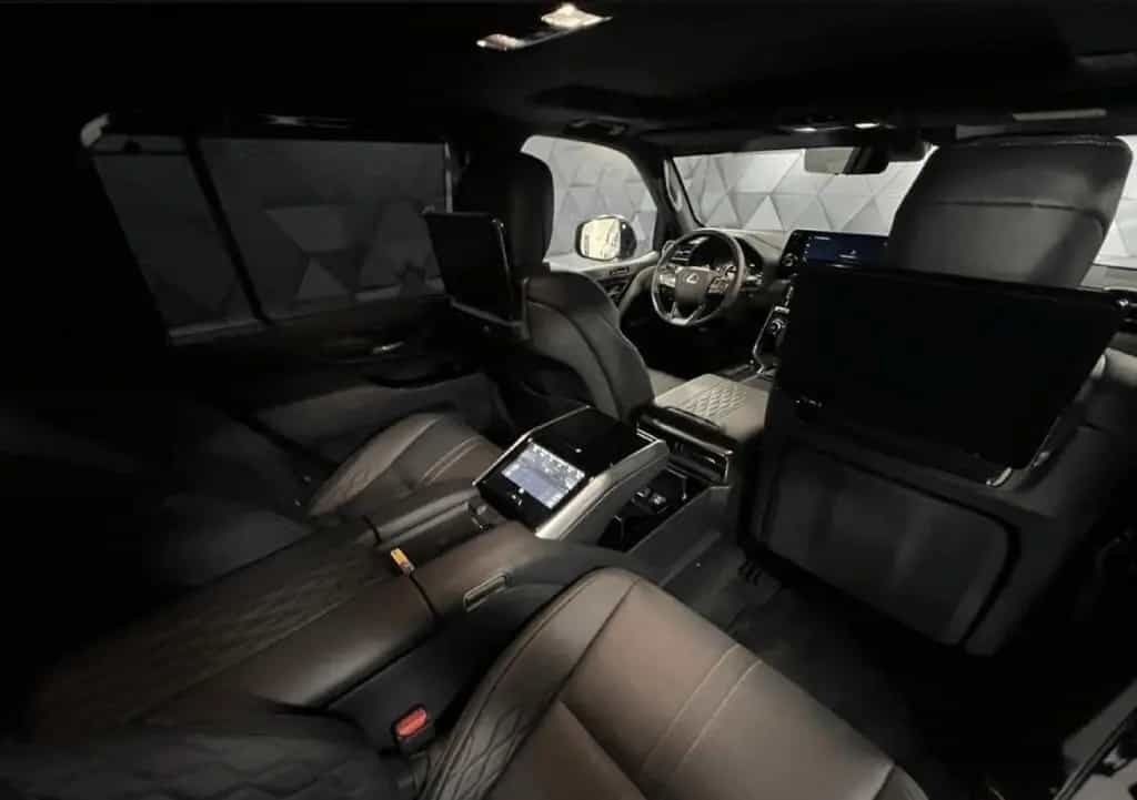 Lexus LX 600 VIP+4SEATS+V6P+410HP+NEW+2025 null-photo-6