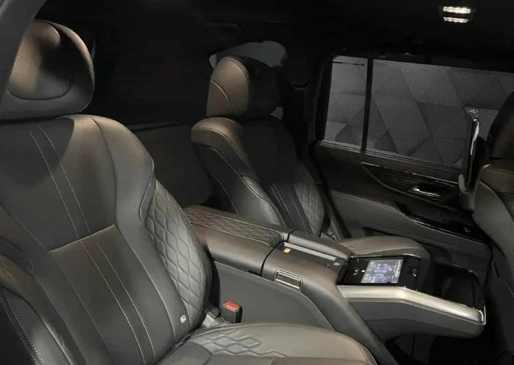 Lexus LX 600 VIP+4SEATS+V6P+410HP+NEW+2025 null-photo-8