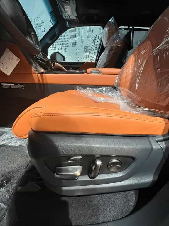 Lexus LX 600 VIP+4SEATS+ORANGE Interior+V6+NEW+2025 null-photo-10