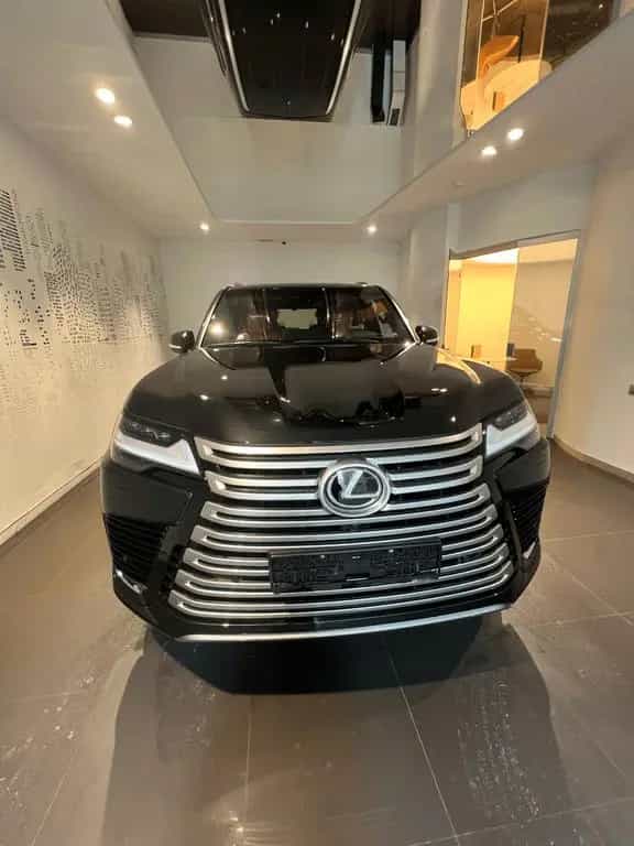 Lexus LX 600 VIP+4SEATS+ORANGE Interior+V6+NEW+2025 null-photo-2