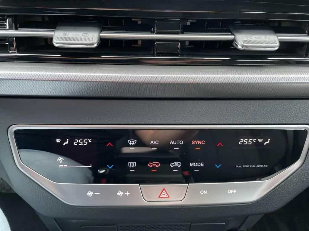 KGM Musso Grand 2.2 D 6AT 4WD Bliss 03/2026-photo-12