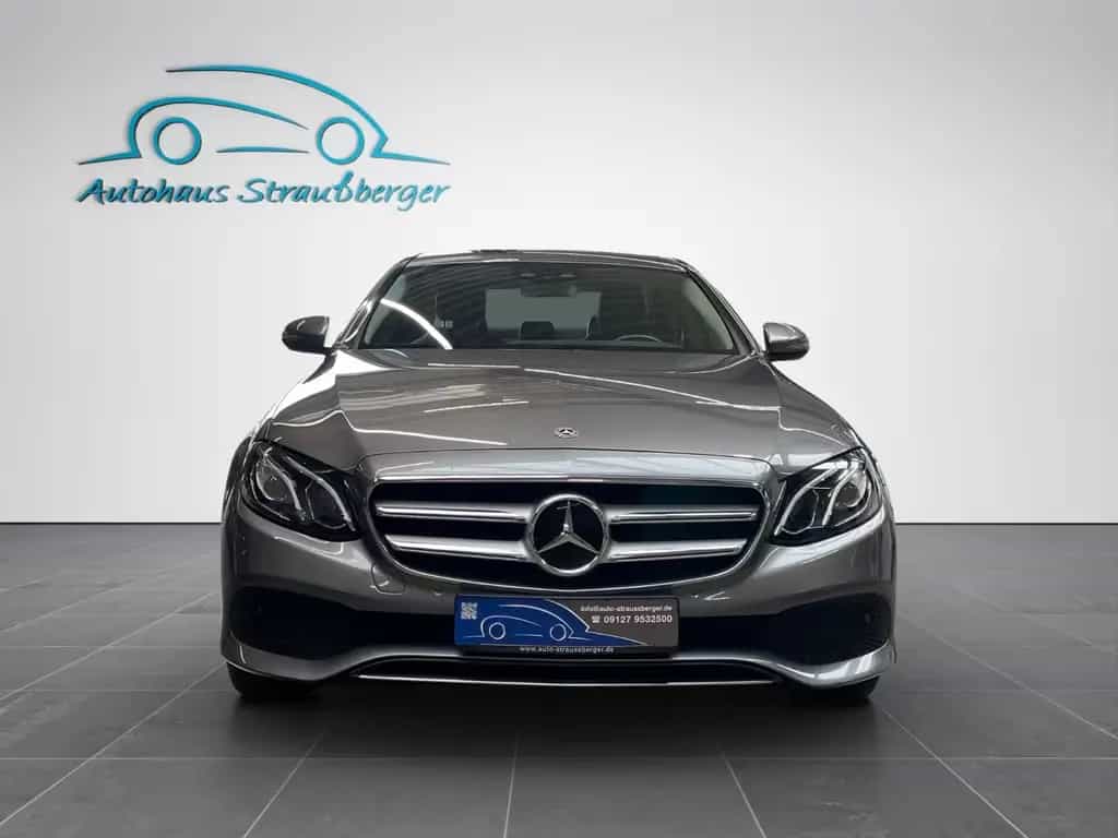 Mercedes-Benz E 400 4Matic Lim. ACC SD LED HUD STHZ NP:81.000€ 06/2017-photo-1