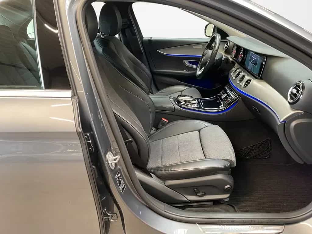 Mercedes-Benz E 400 4Matic Lim. ACC SD LED HUD STHZ NP:81.000€ 06/2017-photo-14