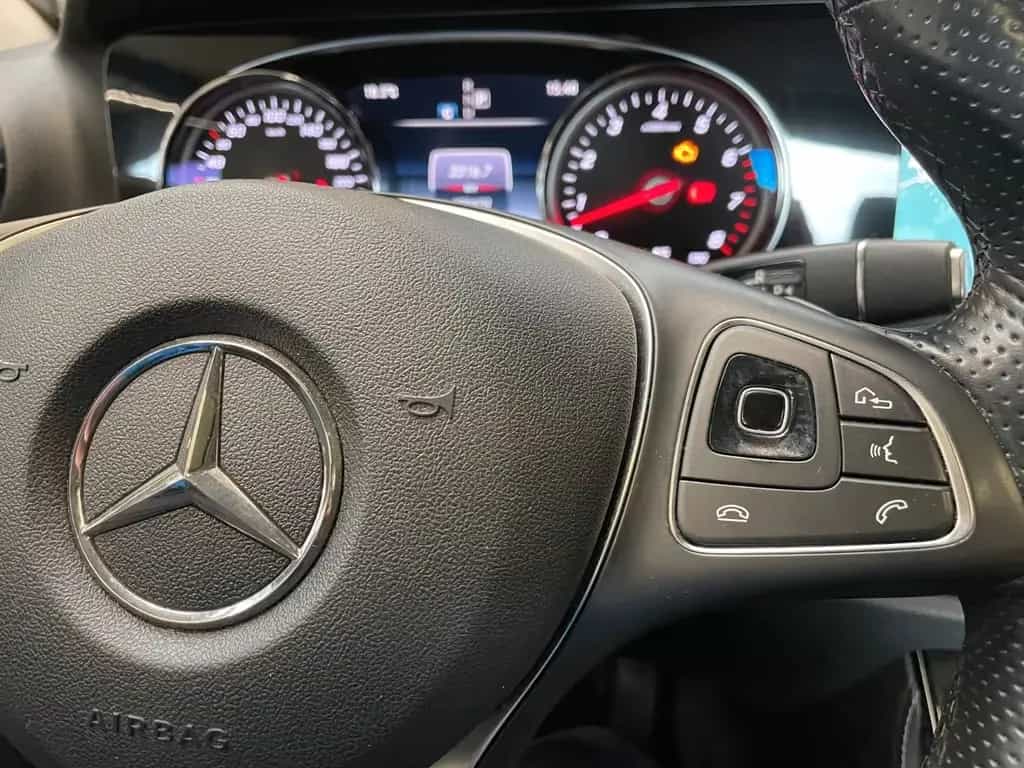 Mercedes-Benz E 400 4Matic Lim. ACC SD LED HUD STHZ NP:81.000€ 06/2017-photo-17