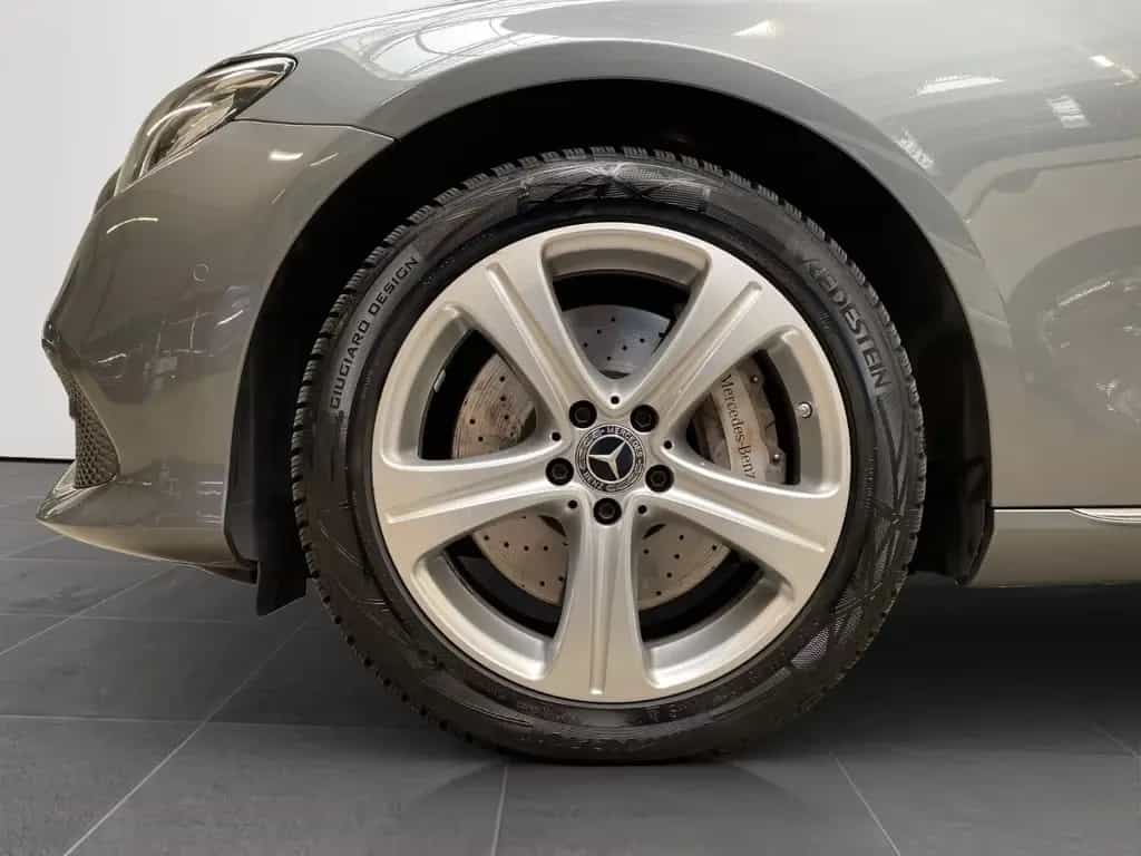 Mercedes-Benz E 400 4Matic Lim. ACC SD LED HUD STHZ NP:81.000€ 06/2017-photo-7