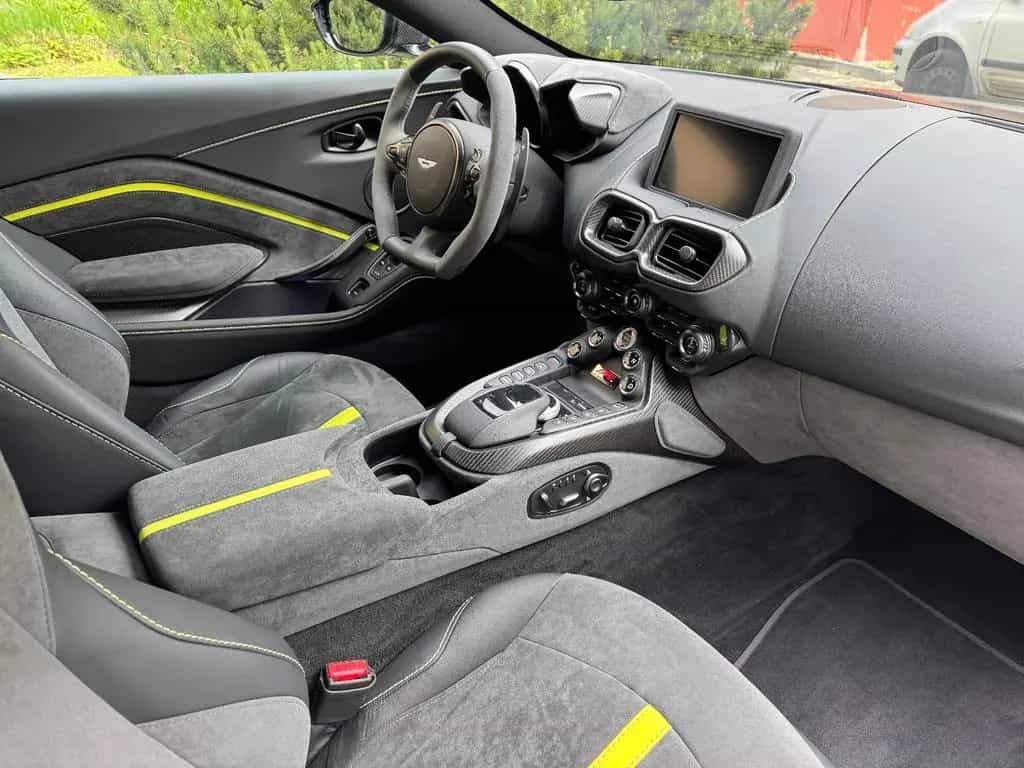 Aston Martin V8 Vantage V8 Roadster F1 Edition 06/2022-photo-16