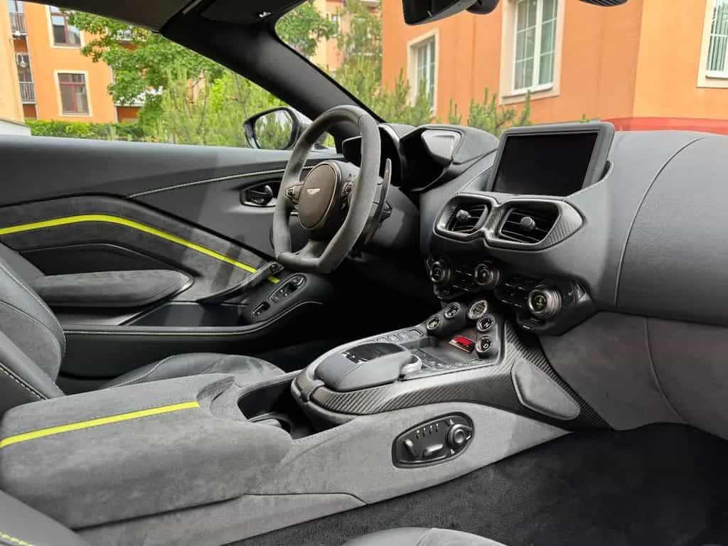 Aston Martin V8 Vantage V8 Roadster F1 Edition 06/2022-photo-18