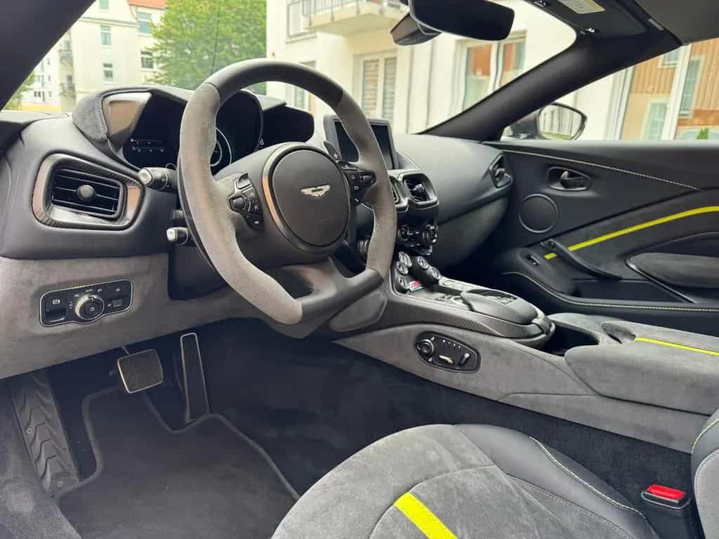 Aston Martin V8 Vantage V8 Roadster F1 Edition 06/2022-photo-23