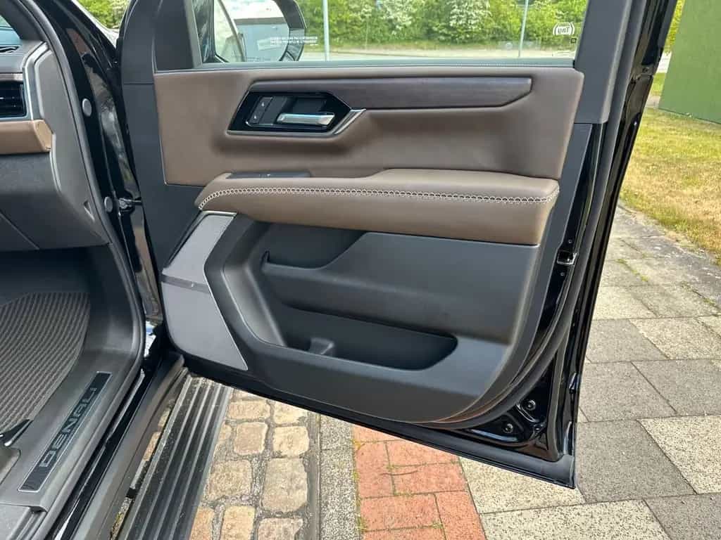 GMC Yukon DENALI XL ULTIMATE+NEW+420HP+FULLoptions null-photo-16