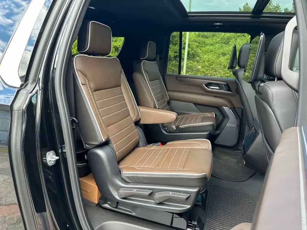 GMC Yukon DENALI XL ULTIMATE+NEW+420HP+FULLoptions null-photo-22