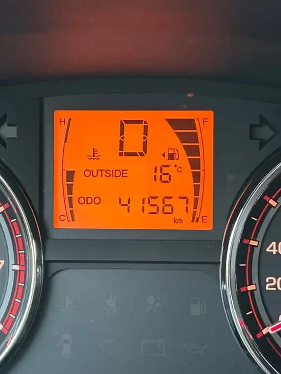 Ssangyong Korando 2.0 l Sapphire 2WD Automatik Sapphire 04/2014-photo-2