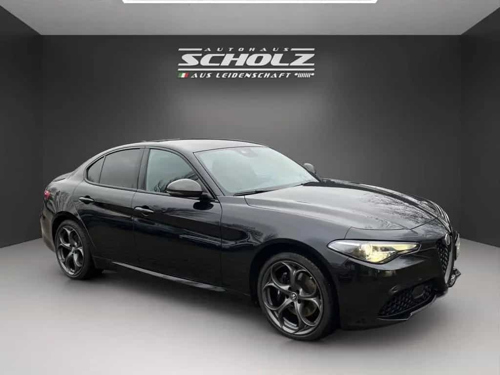 Alfa Romeo Giulia MY22 Estrema 2.2 Diesel *KAMERA*KLIMA* 09/2022-photo-2