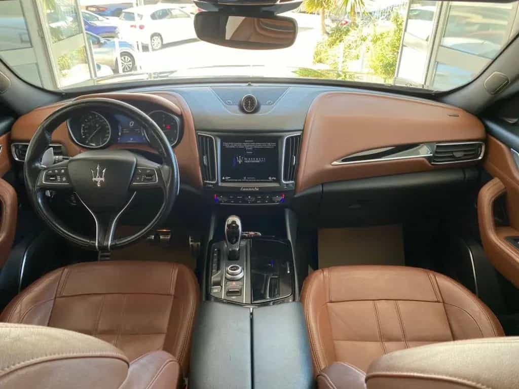 Maserati Levante 3.0D V6 250cv GRANSPORT R20/HAR 02/2019-photo-12